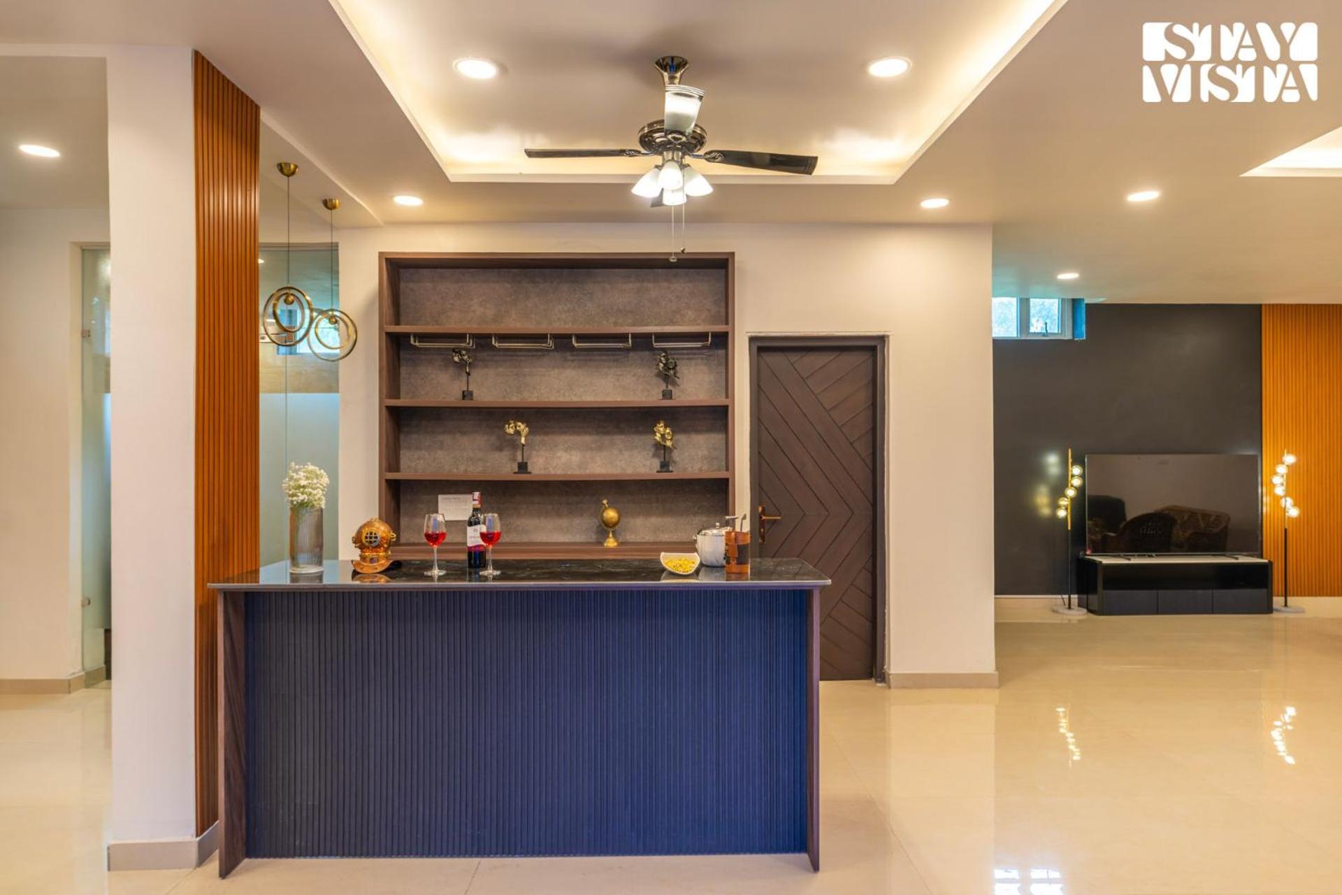 Stayvista At Wandering Vines Indoor Pool 4Bhk Luxury Villa In Delhi Sohna Екстериор снимка