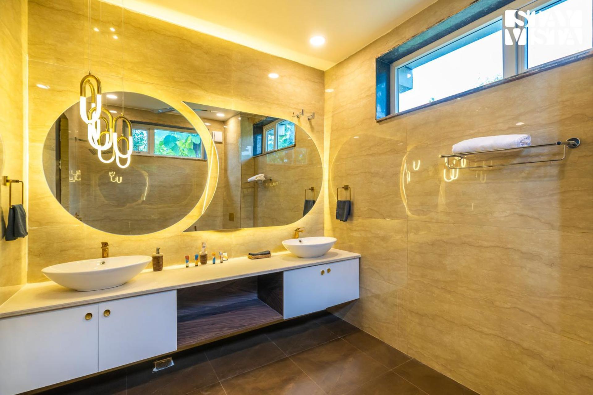 Stayvista At Wandering Vines Indoor Pool 4Bhk Luxury Villa In Delhi Sohna Екстериор снимка